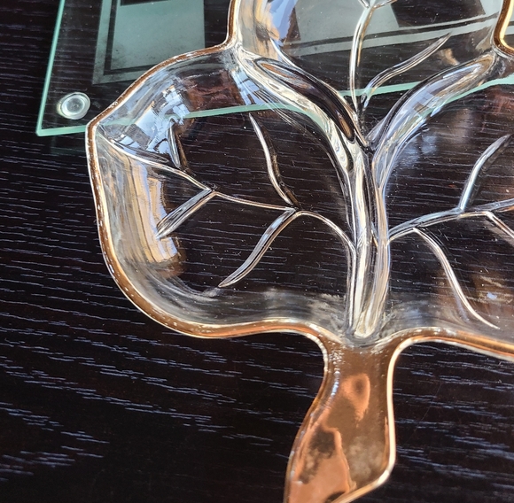 Vintage MAPLE LEAF Candy / Relish Dish Hazel Atlas Clear Glass - gold tr… - Picture 4 of 7